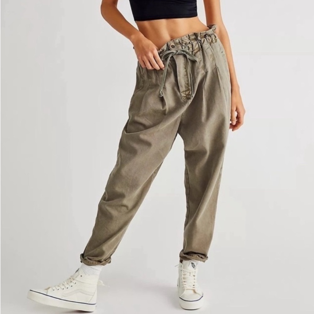 FREE PEOPLE Margate Pleated Paperbag Olive Green Relaxed Trousers